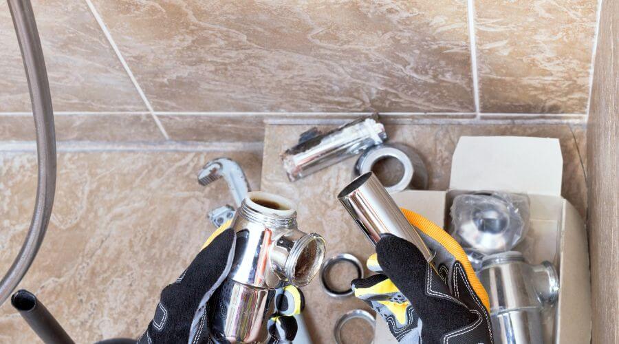 Professional gutter cleaning in Bowie, AZ